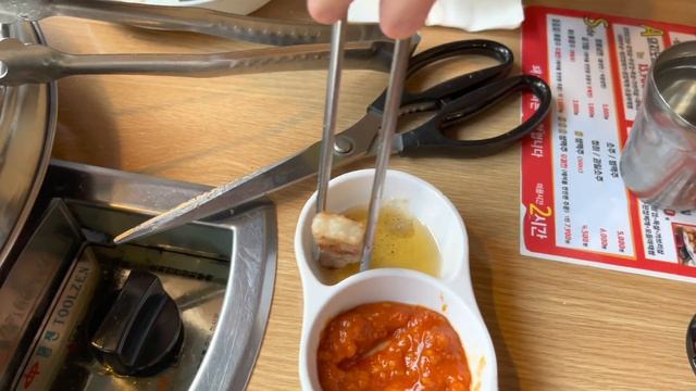 $12 Unlimited KBBQ in GANGNAM, COEX Mall, and 100 FLAVORS of Baskin Robbins!!! смотреть онлайн