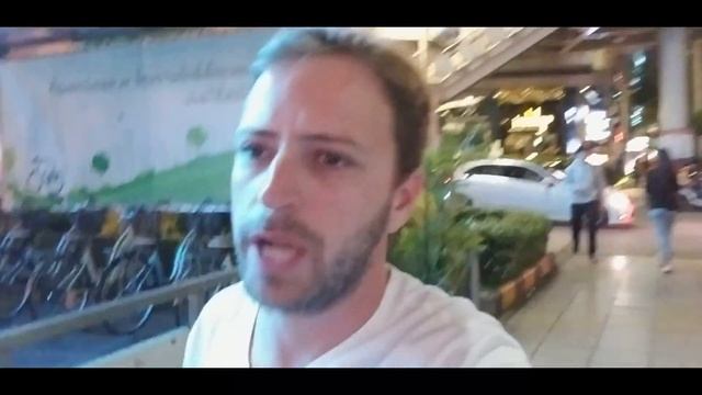 Scootering Around Bangkok At Night | Nightlife | Soi Cowboy | Soi 11 - Vlog #15 смотреть онлайн