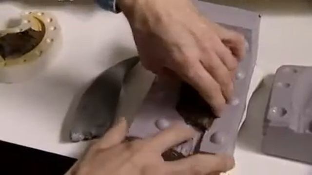 Sue - Preparation & Mounting: What is a cast? смотреть онлайн