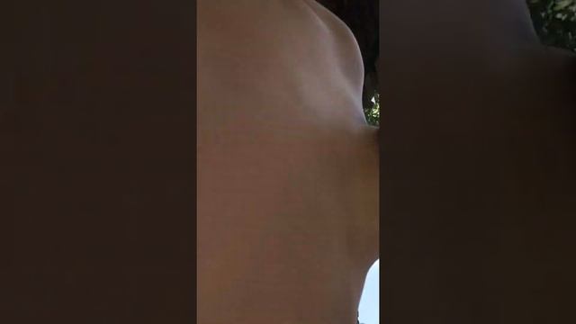 Пацан без проса купался в бассейне ⏺ смотреть онлайн