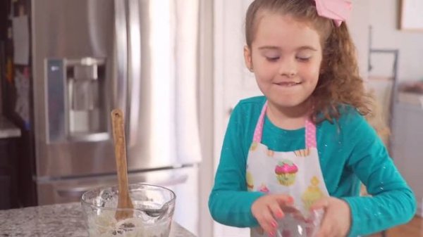 BEST SCONES EVER! Chef Paisley Makes Chocolate Chip Scones (and a Lemon Blueberry recipe included!)
