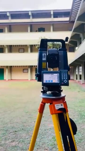 Robotic Total Station @IET katunayake #rts #IET #institute #airport #surveying смотреть онлайн