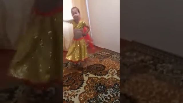 6 лет 😄💃тот же костюм 😆🤣 просто дома го😉 смотреть онлайн