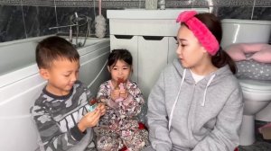 CHALLENGE:24 сағат ваннада Аликош Көзайыммен бірге🛁🐥😱