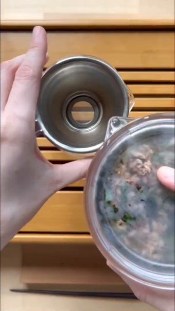 Brewing Kyoto Obubu Tea Farms’ Sakura Sencha #shorts смотреть онлайн