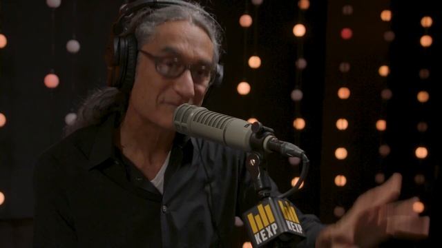Bonobo - Full Performance (Live on KEXP) смотреть онлайн