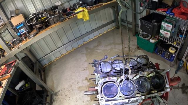 TVR Cerbera engine tear down. смотреть онлайн