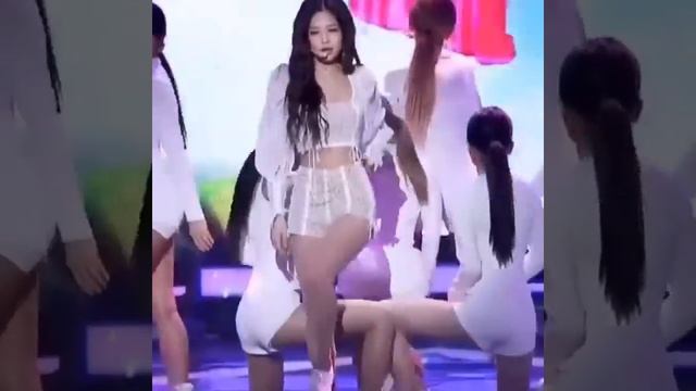 Подборка Дженни?//compilation Jennie!У Дженни  перекрасется в розовый???😱❤