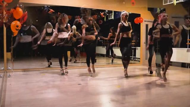 СТРИП ПЛАСТИКА. Timbaland feat. Dr Dre, Missy Elliott & Justin Timberlake - Bounce смотреть онлайн