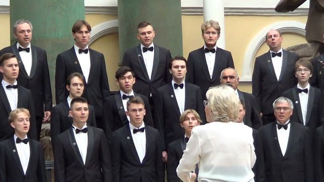 В. А. Моцарт - "Лакримоза" из Реквиема - Академич. мужской хор МИФИ, Алексей Воронков (ф - но) смотреть онлайн