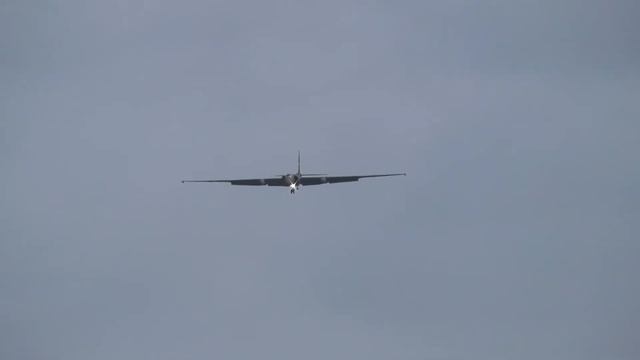 RAF Mildenhall Dragon 01 Approach 8.10.19 смотреть онлайн