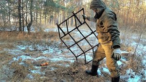 Лесник закопал, но я нашёл и раскопал медь, латунь достаю из ямы. Коп металлолома в минус 15