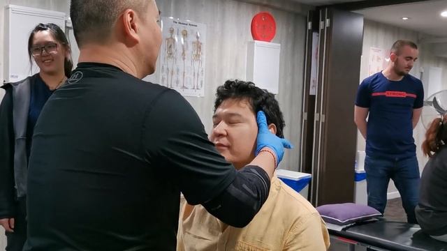 Frozen Shoulder Problem Master Chris Leong Clm Tit Tar Treatment In Mid Valley Malaysia
