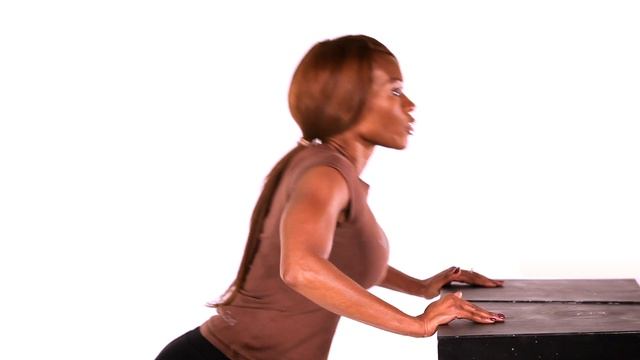 MOMFIT MINUTE: Episode 1 (Tara Lewis from TLC's "The Sisterhood") смотреть онлайн
