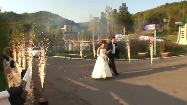 Встреча молодых дорожка из фонтанов120) смотреть онлайн