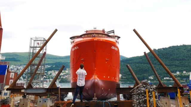 Launch of Edda Freya from Kleven Verft смотреть онлайн