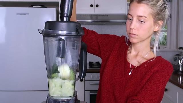 Avocado Cucumber Soup (FRESH + HEALTHY) смотреть онлайн