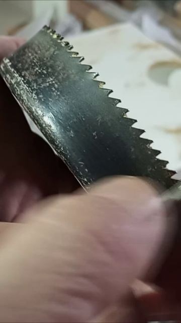 Если затупилась коронка, можно подточить напильником смотреть онлайн