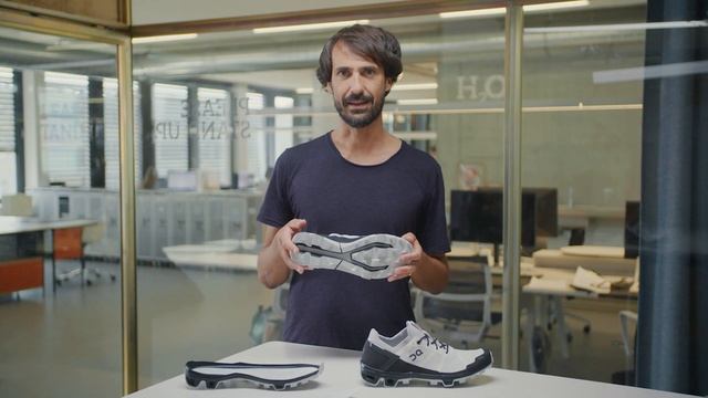 On | Cloudventure Peak - the high speed trail running shoe to run in the mountains смотреть онлайн