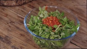 一桌手抓饭的幸福，酸辣鲜香样样有！【滇西小哥】