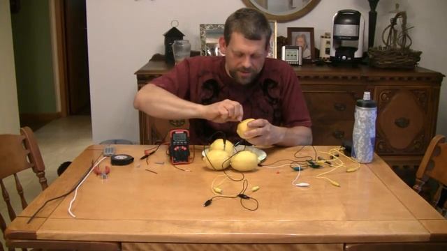 "Do Try This @ Home 2010" - Episode 10 - "Lemon Parade" смотреть онлайн
