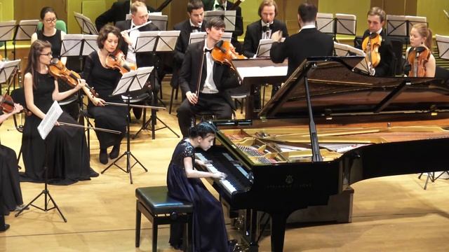 Alexandra Dovgan 9 y o , W A Mozart The concert for piano with orchestra No 488 смотреть онлайн