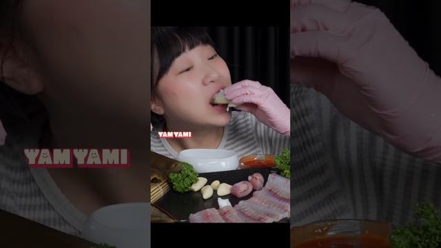 ASMR 🤤 смотреть онлайн