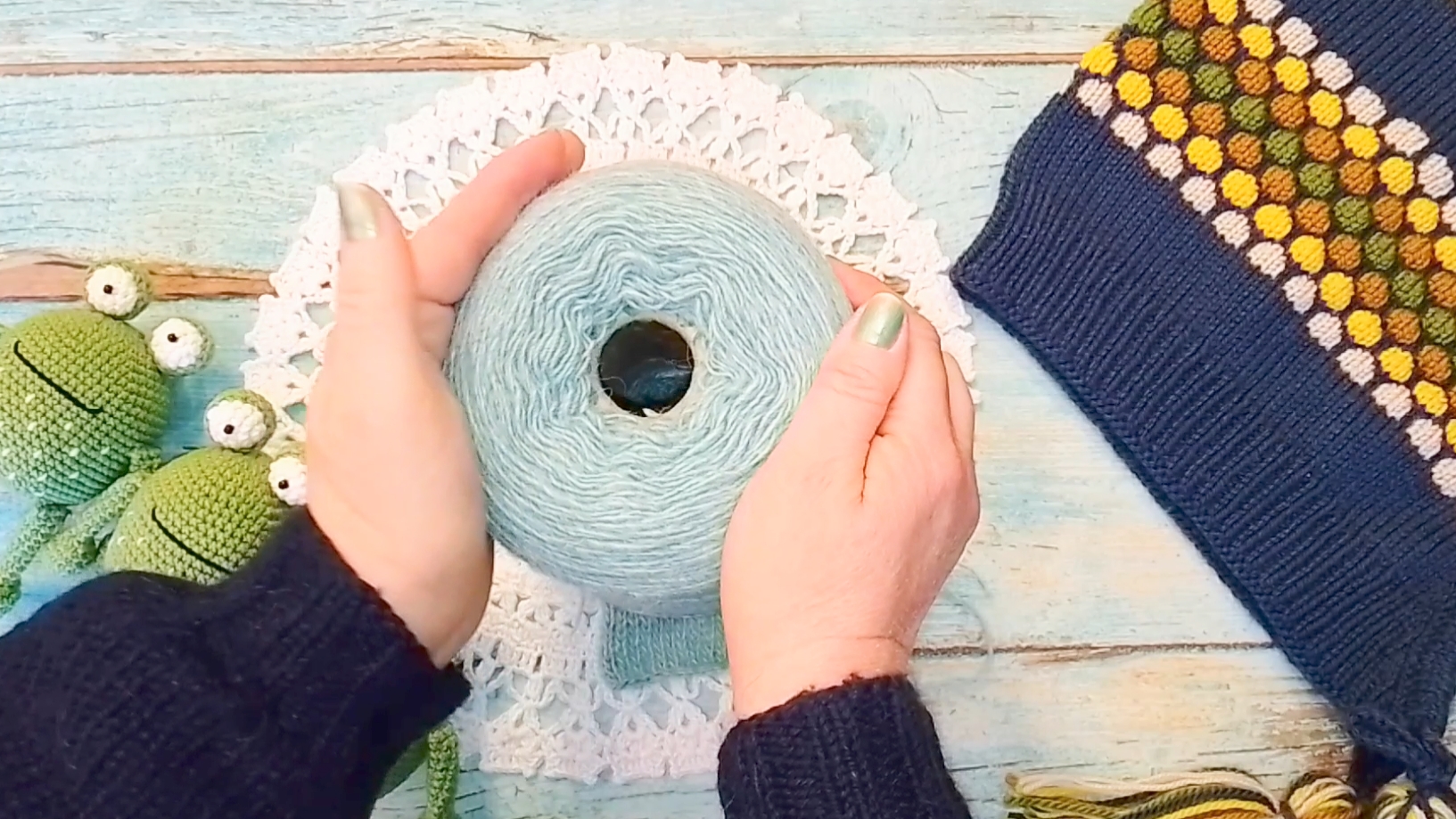 Начала новый джемпер / игрушки Лягушки / салфетка / шапка / покупки смотреть онлайн