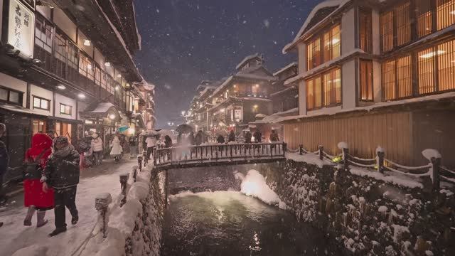 Япония - Ginzan Onsen смотреть онлайн