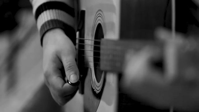 LOBNA NOOMEN - BEITY SAHRANA смотреть онлайн