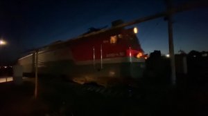 «Смеркалось…» Электровозы ВЛ10у - 430; 410 с грузовым поездом (+ «под поездом»)