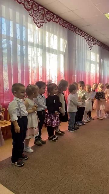 Утренник в детском саду, посвященный Дню Защитника Отечества смотреть онлайн