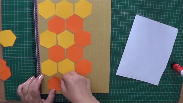 DIY: Ежедневник с пчелички смотреть онлайн