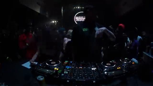 KENNY BEATS _ BR x Places+Faces - Atlanta смотреть онлайн