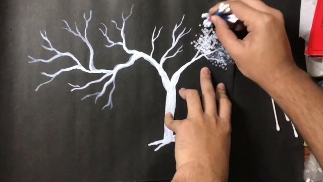 HOW TO MAKE A TREE WITH WHITE PAINT IN BLACK BACKGROUND || WATERCOLOUR TECHNIQUES || 2019 смотреть онлайн