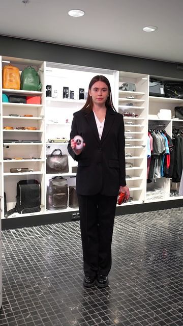 Оригинальные аксессуары Mercedes-Benz смотреть онлайн