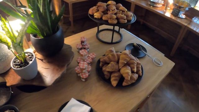 Mandarin Oriental Prague - 4K video tour of a truly hidden gem in the "golden city" смотреть онлайн