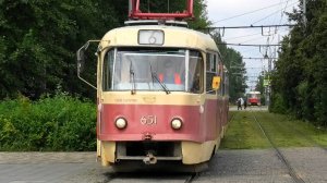 Трамвай Екатеринбурга Tatra T3SU СМЕ борт. №651/652 маршрут 6 на остановке «Дворец молодёжи»
