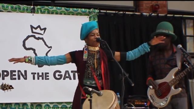 Khadijatou Doyneh (1) ☆ Open The Gate @ Old Spitalfields смотреть онлайн