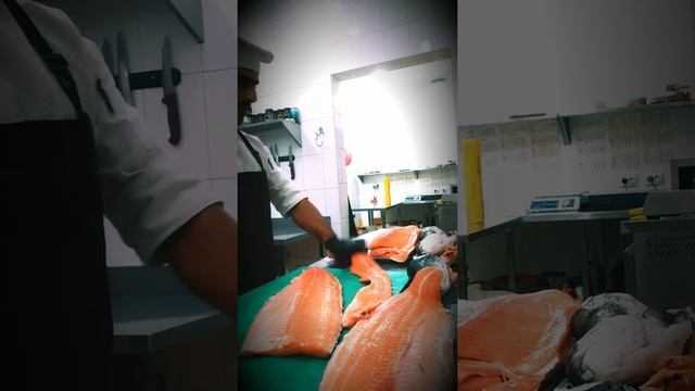 Ласось тушка как разделать смотреть онлайн