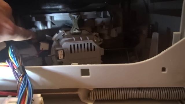 Ошибка е15 в посудомоечной машине Bosch или мигает индикатор 