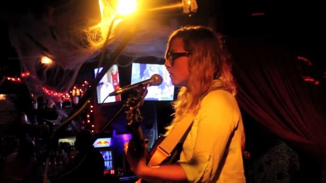 Alexa Wilkinson - Mechanical Circles