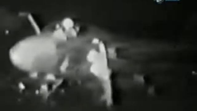 Засосало в турбину самолета 🔴 Не для слабонервных