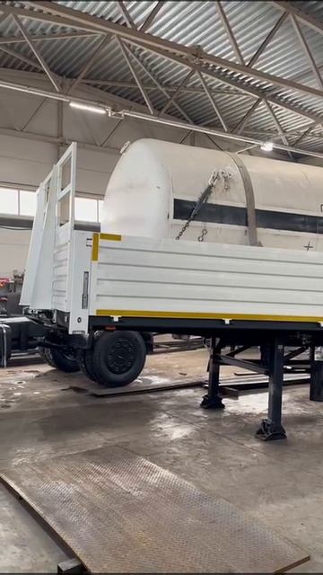 Одноосный бортовой полуприцеп смотреть онлайн