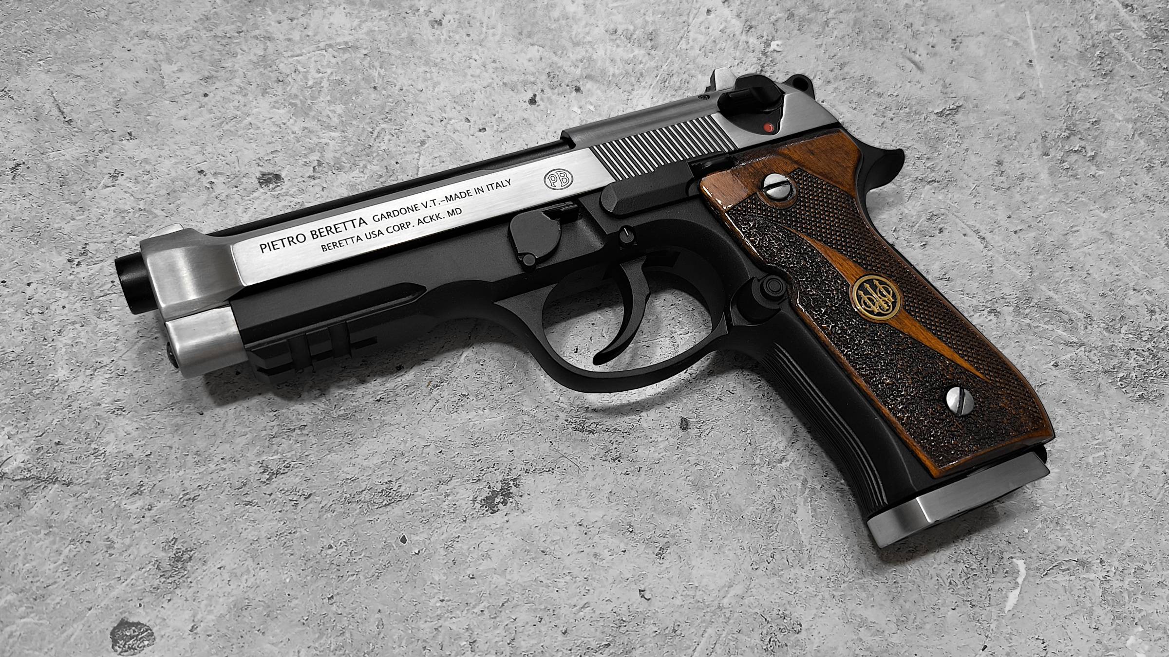 KWC BERETTA M92 - ЛУЧШИЙ И МОЩНЫЙ ПНЕВМАТИЧЕСКИЙ ПИСТОЛЕТ С BLOWBACK (FULL AUTO, CO2) смотреть онлайн