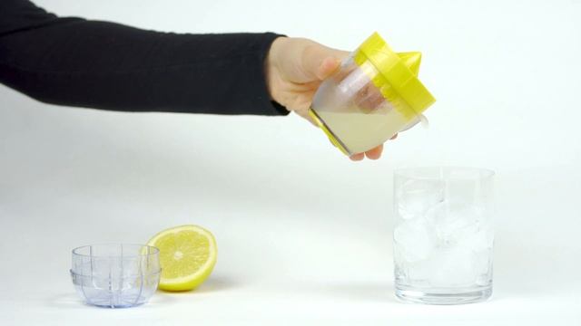 Trudeau Citrus Juicer - Presse-agrumes Trudeau смотреть онлайн