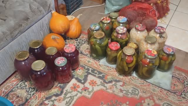 Сельская жизнь. Забрали Машину. БАНКИ из Погреба. смотреть онлайн