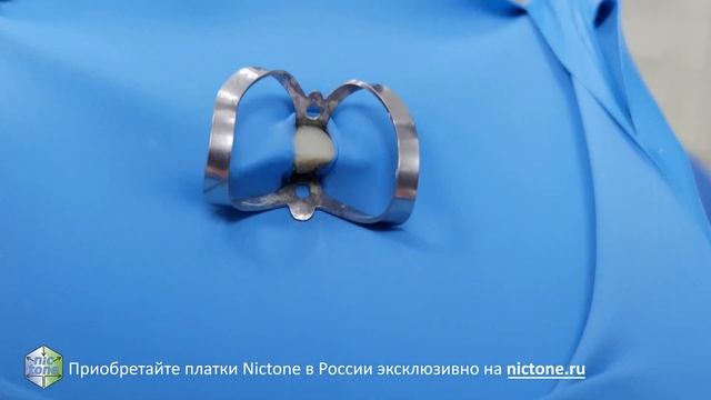 Изоляция зуба 22 через mockup из акрила Nictone Medium 4K смотреть онлайн