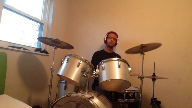 Kierra "KiKi" Sheard - Praise Him Now (Drum Cover) смотреть онлайн