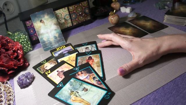 Что ОН к ВАМ ЧУВСТВУЕТ?! 1й Вар. ТАРО Гадание